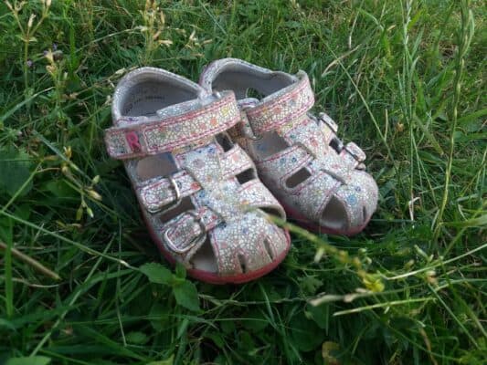 Validation nach Naomi Feil - das wohl bekannteste Zitat dazu von ihr: "In den Schuhen des anderen gehen."